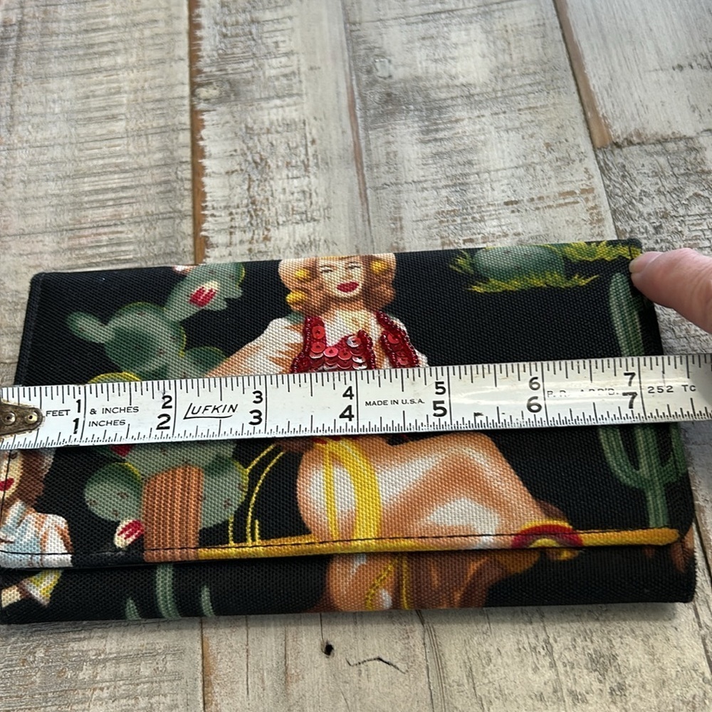 WESTERN RETRO COWGIRL ROCKABILLY PIN UP BLACK WITH WESTERN THEME WALLET - Picture 12 of 13